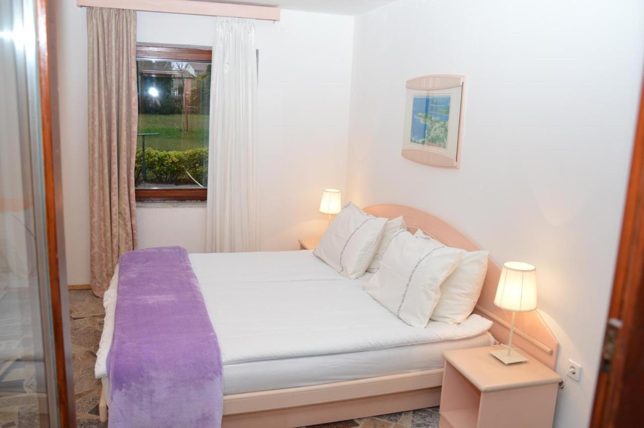 Apartments Agata Nova Vas  Εξωτερικό φωτογραφία